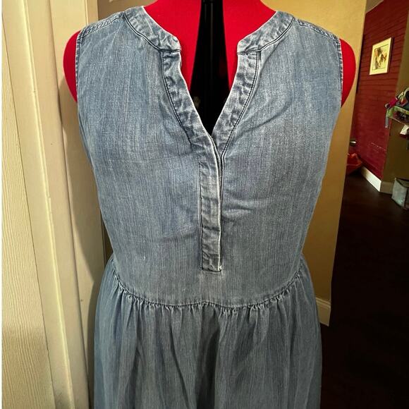 Denim Sleeveless Dress - Picture 3 of 9